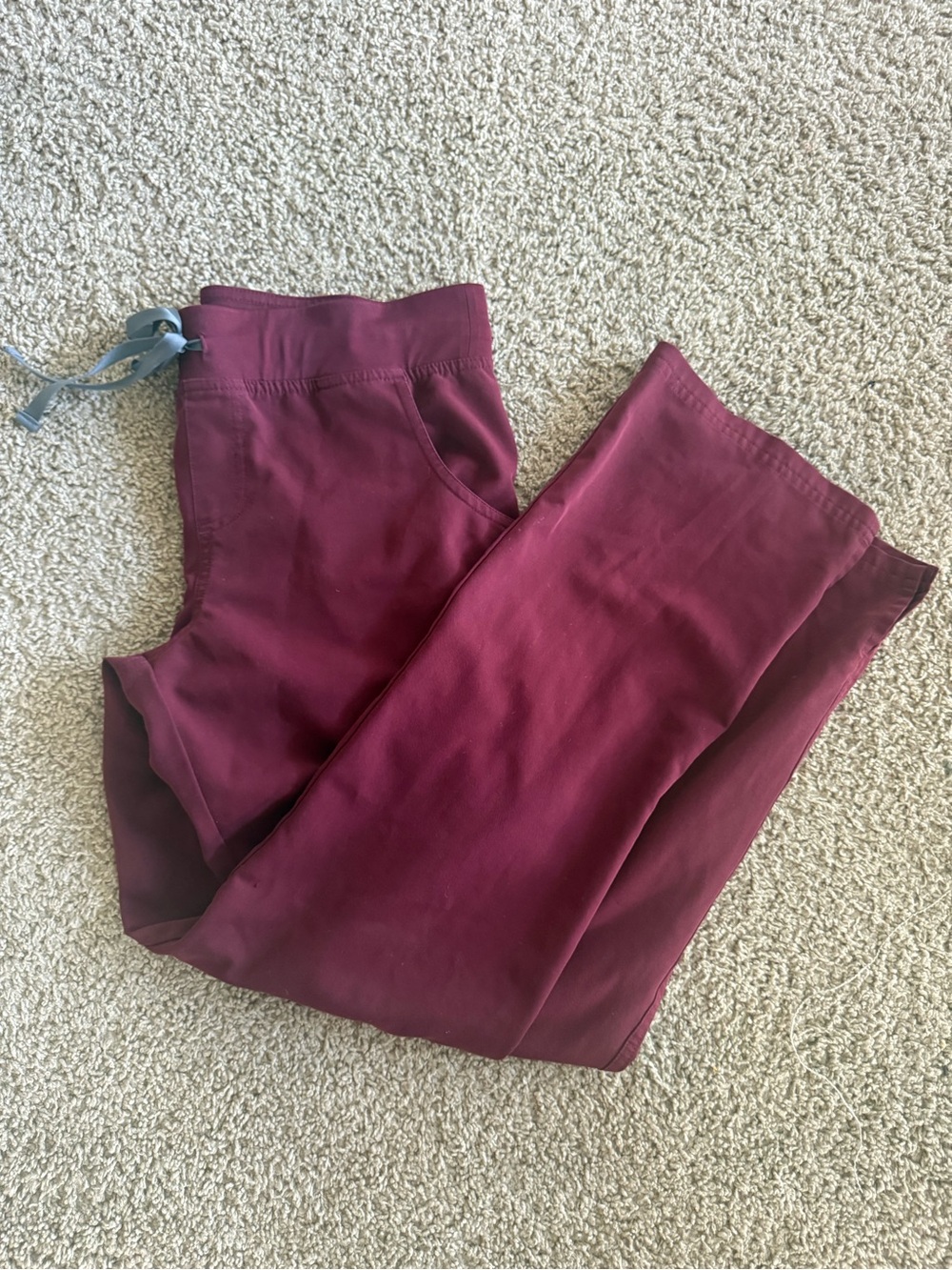 Figs Women's Burgundy Scrub Pants